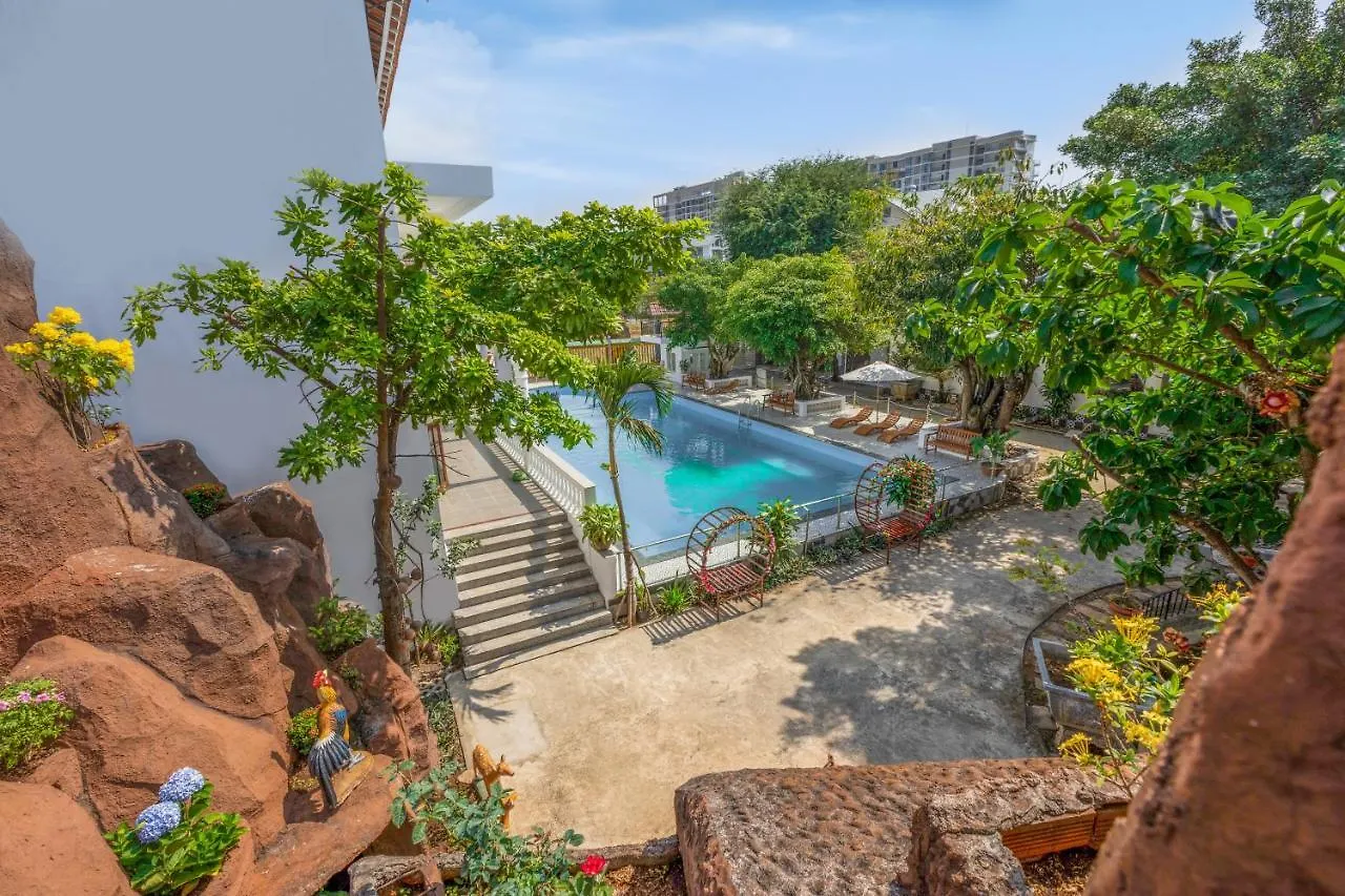 *** 호텔 Caroline Resort 붕타우 베트남